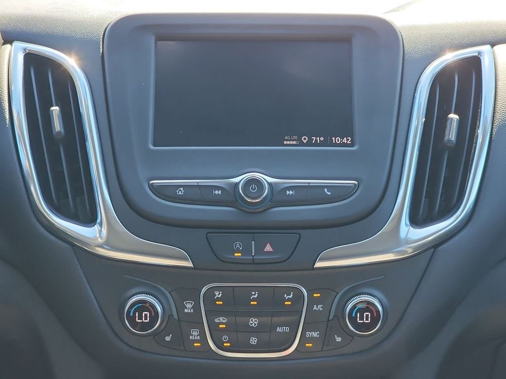 Used 2022 Blue Chevrolet LT image 17