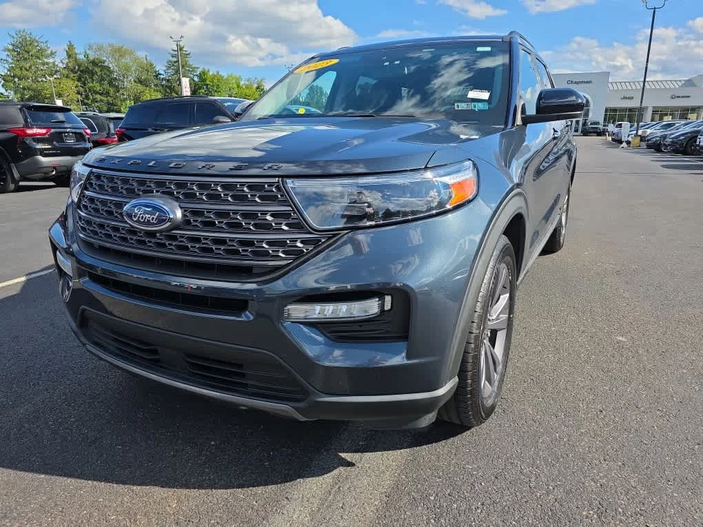 Used 2023 Stone Blue Metallic Ford XLT image 2