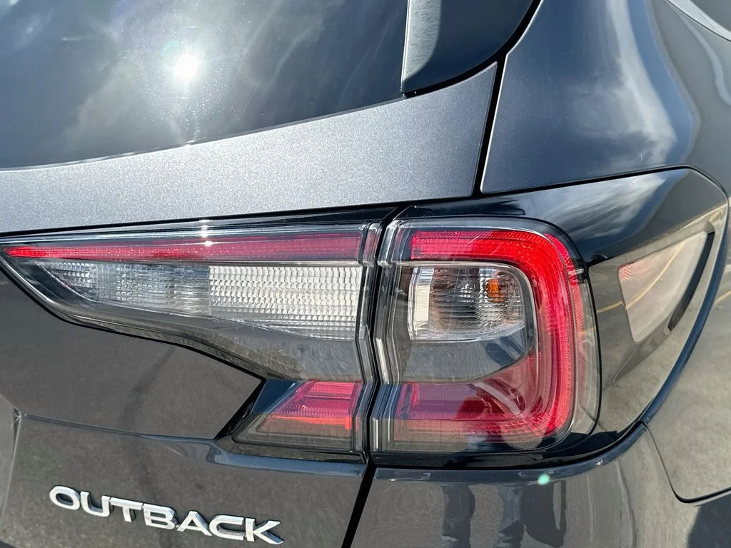 Used 2020 Gray Subaru Premium image 33
