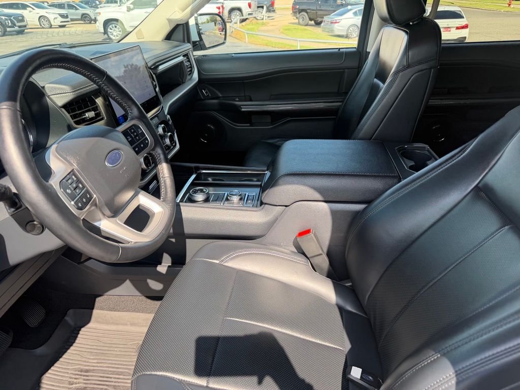 Used 2024 White Ford XLT image 31