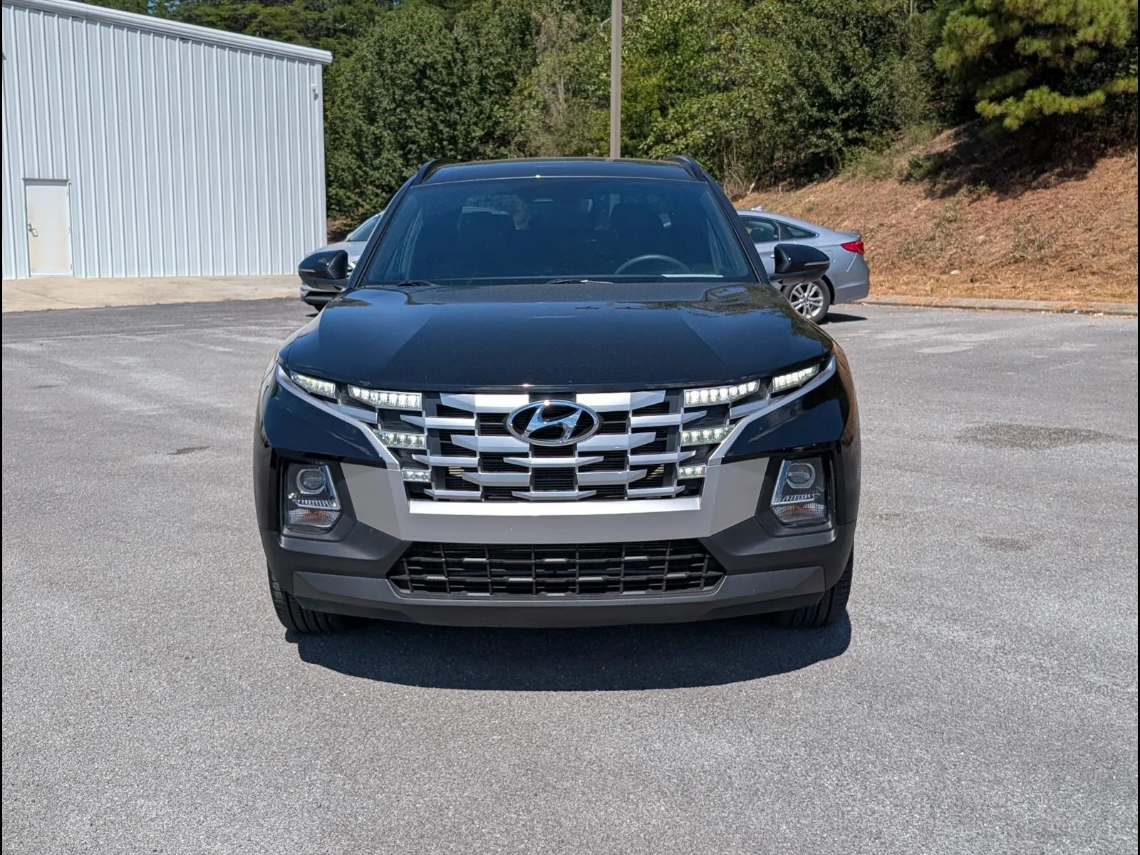 Used 2022 Black Hyundai SEL image 2