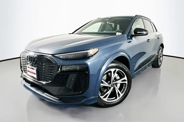 2027 Audi Q6 e-tron Premium Plus