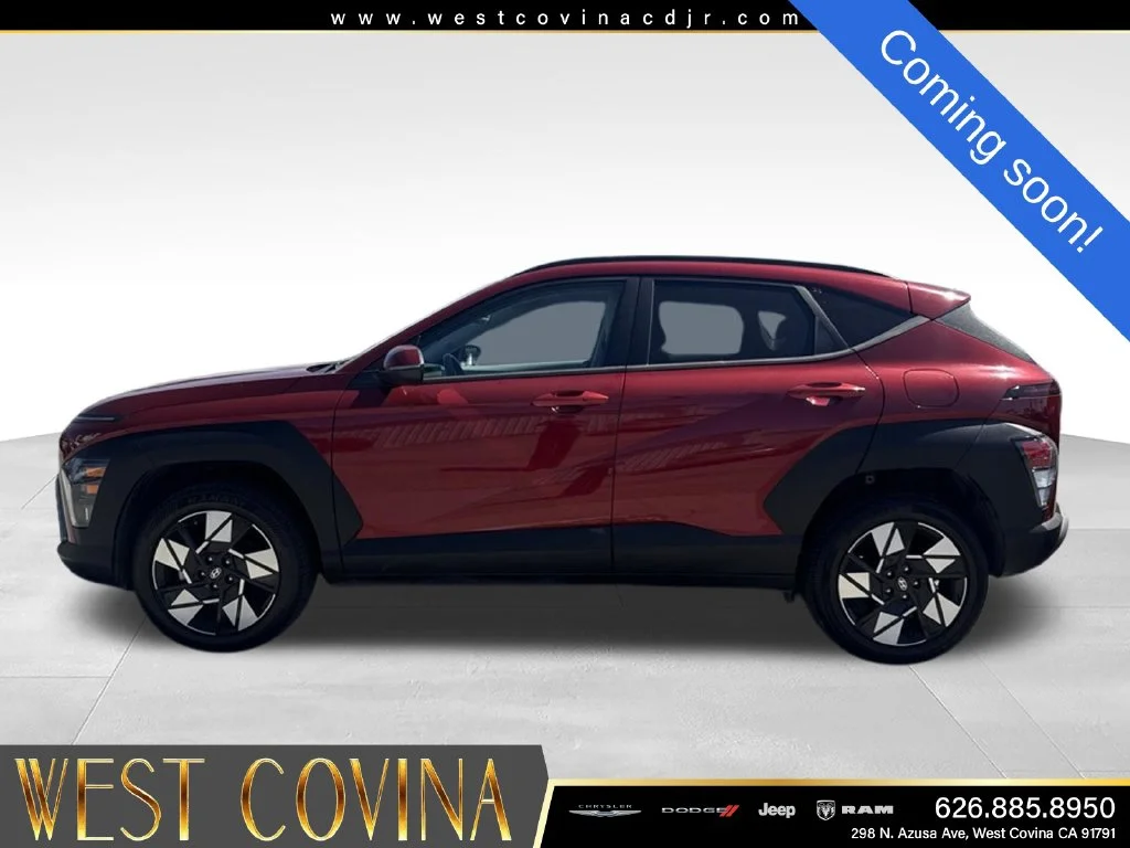 Used 2024 Red Hyundai SEL image 5