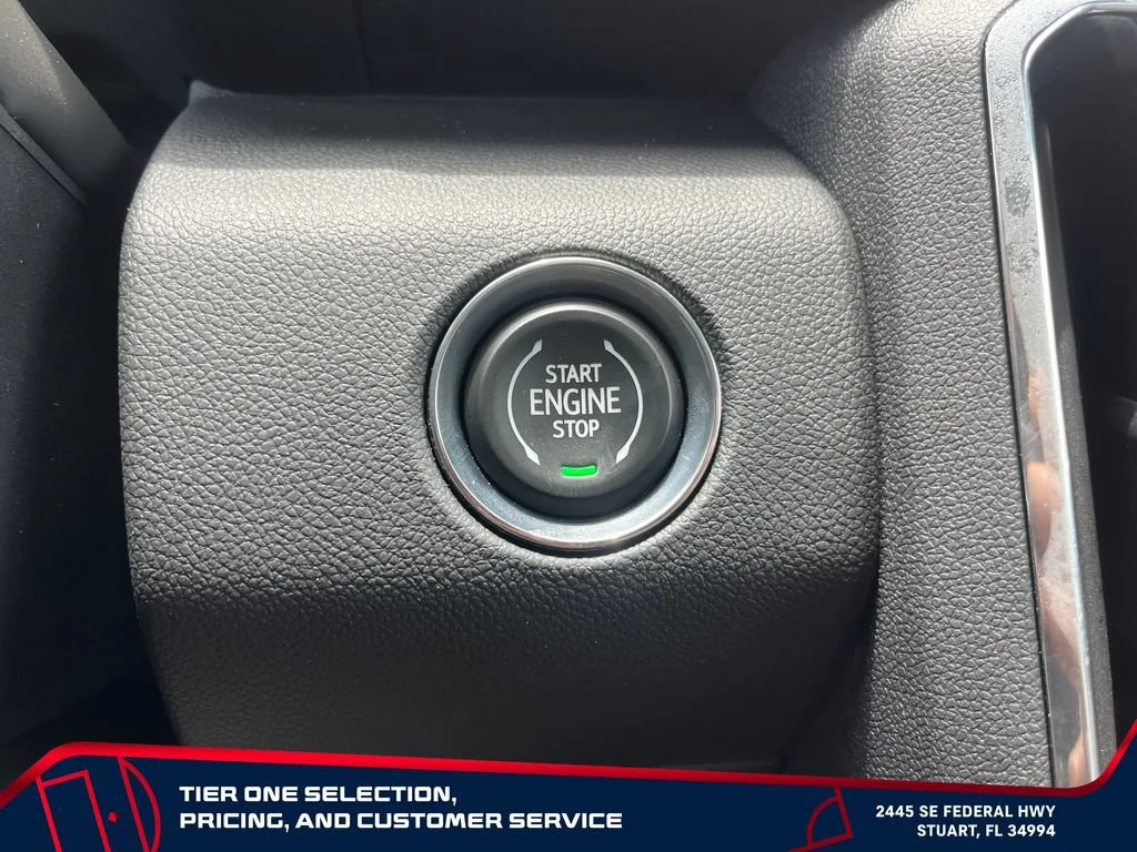 New 2026 Summit White GMC Elevation image 30