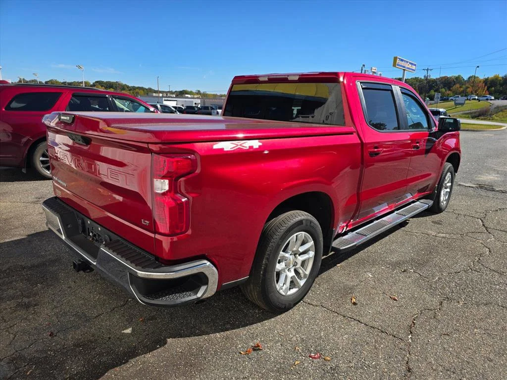 Used 2023 Red Chevrolet LT image 10