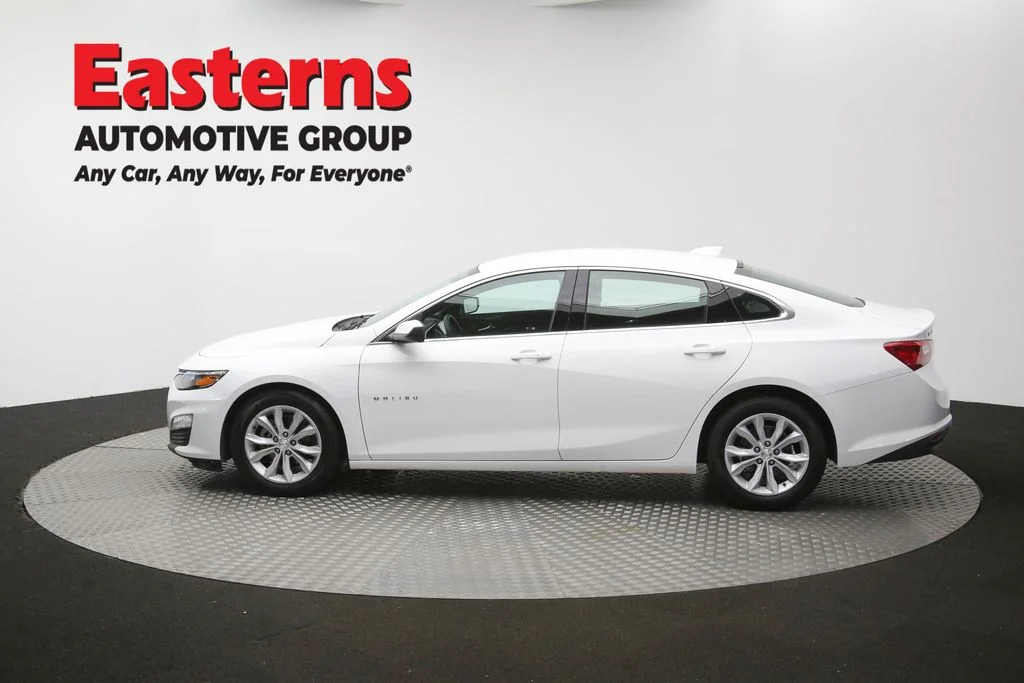 Used 2025 White Chevrolet LT image 61