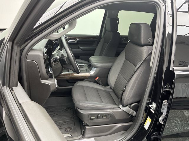 Used 2024 Onyx Black GMC Elevation image 11