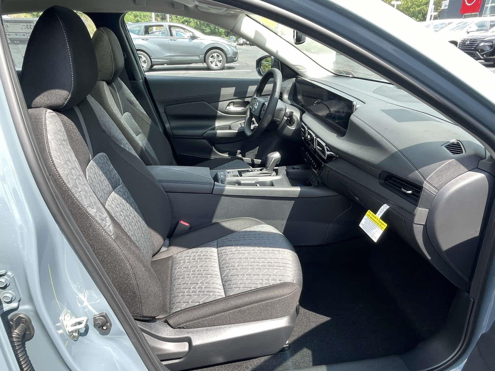 New 2027 Atlantic Gray Metallic Nissan SV image 21