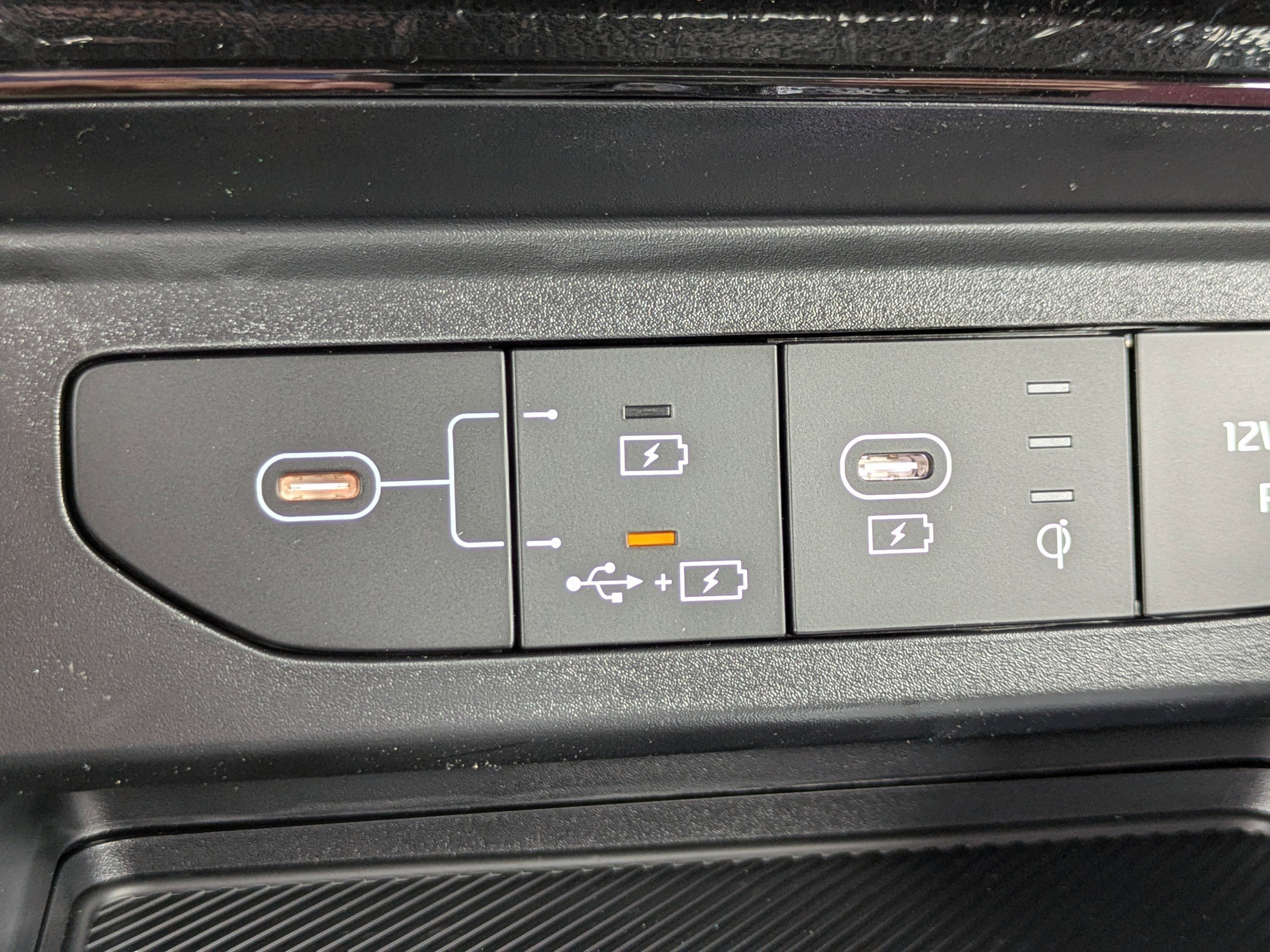 New 2026 Snow White Pearl Kia GT-Line FWD image 24