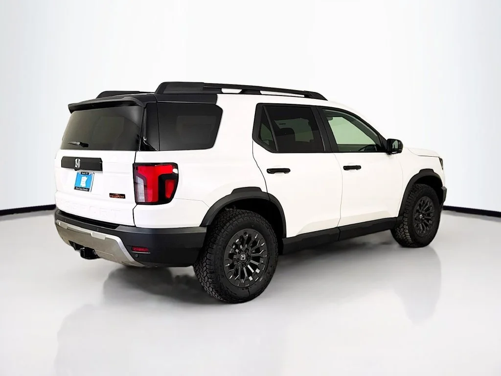 New 2026 Platinum White Pearl Honda TrailSport image 8