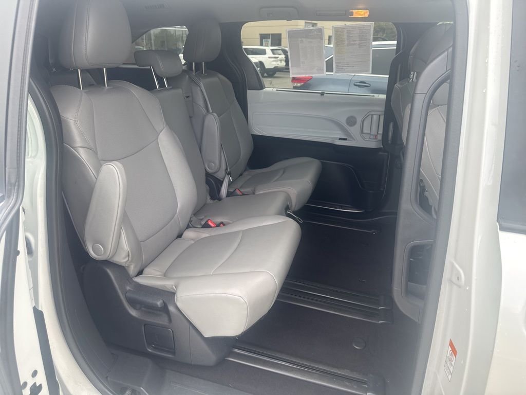 Used 2025 Beige Toyota XLE image 27
