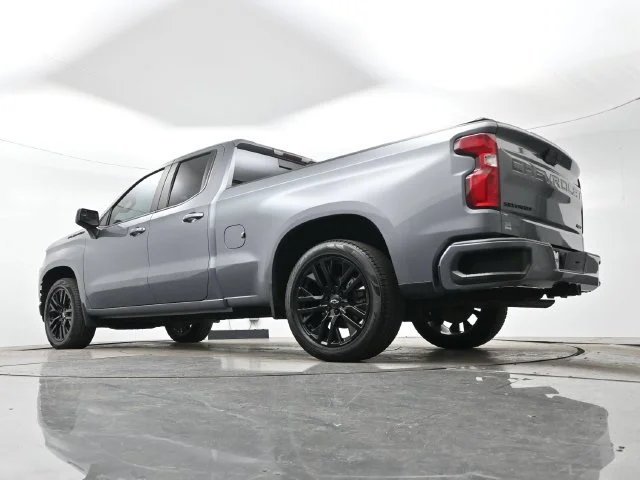 Used 2020 SATIN STEEL METALLIC Chevrolet RST image 26