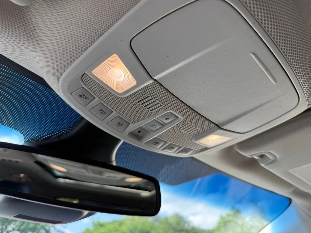 Used 2020 Green Ford SEL image 19