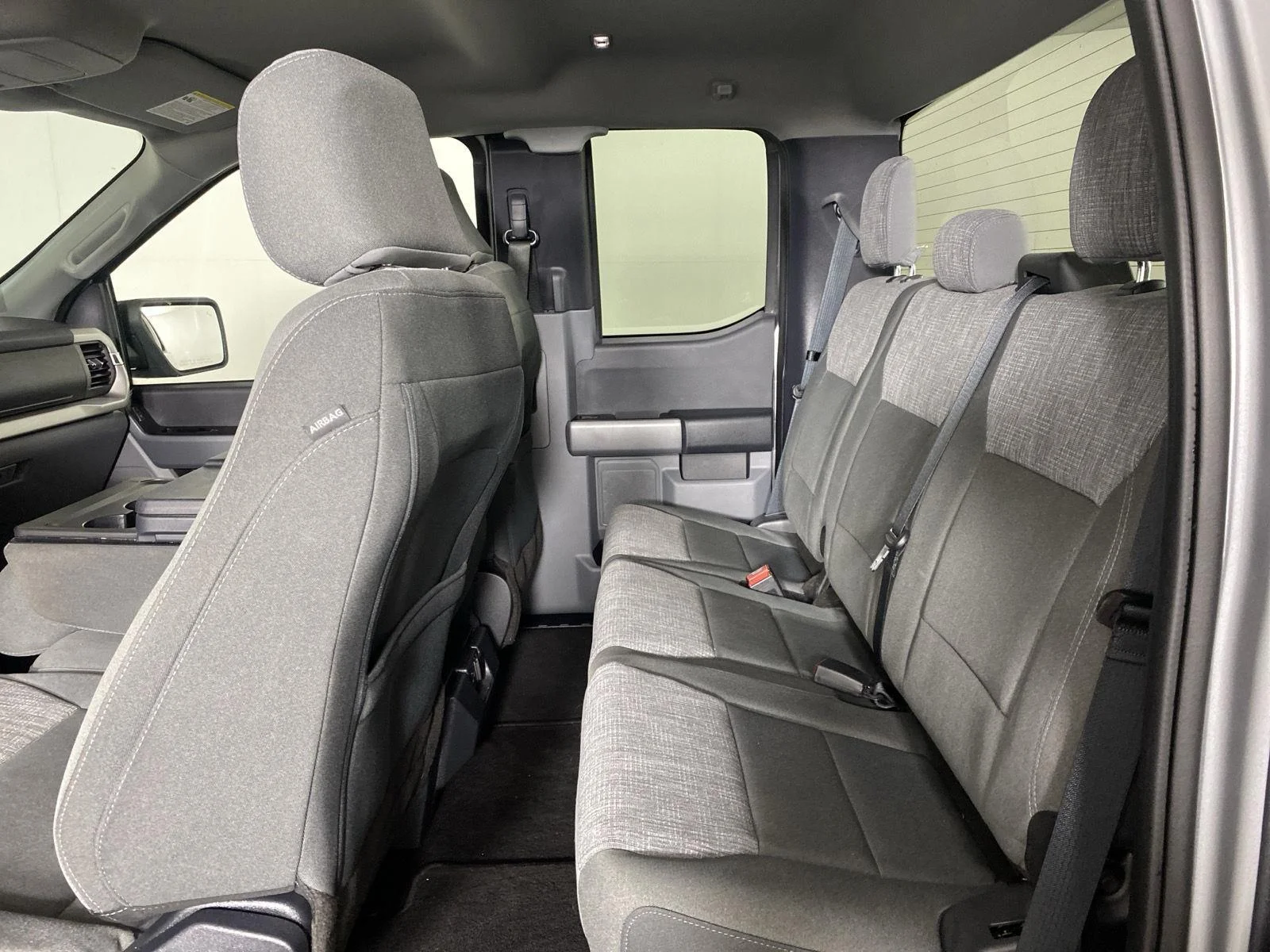 Used 2022 Iconic Silver Ford XLT image 24