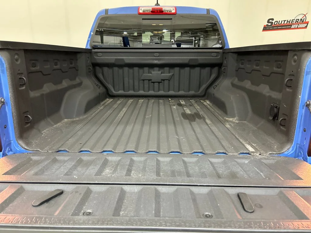 Used 2025 Blue Chevrolet ZR2 image 5