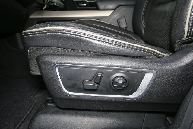 Used 2019 Blue Ram Laramie image 40