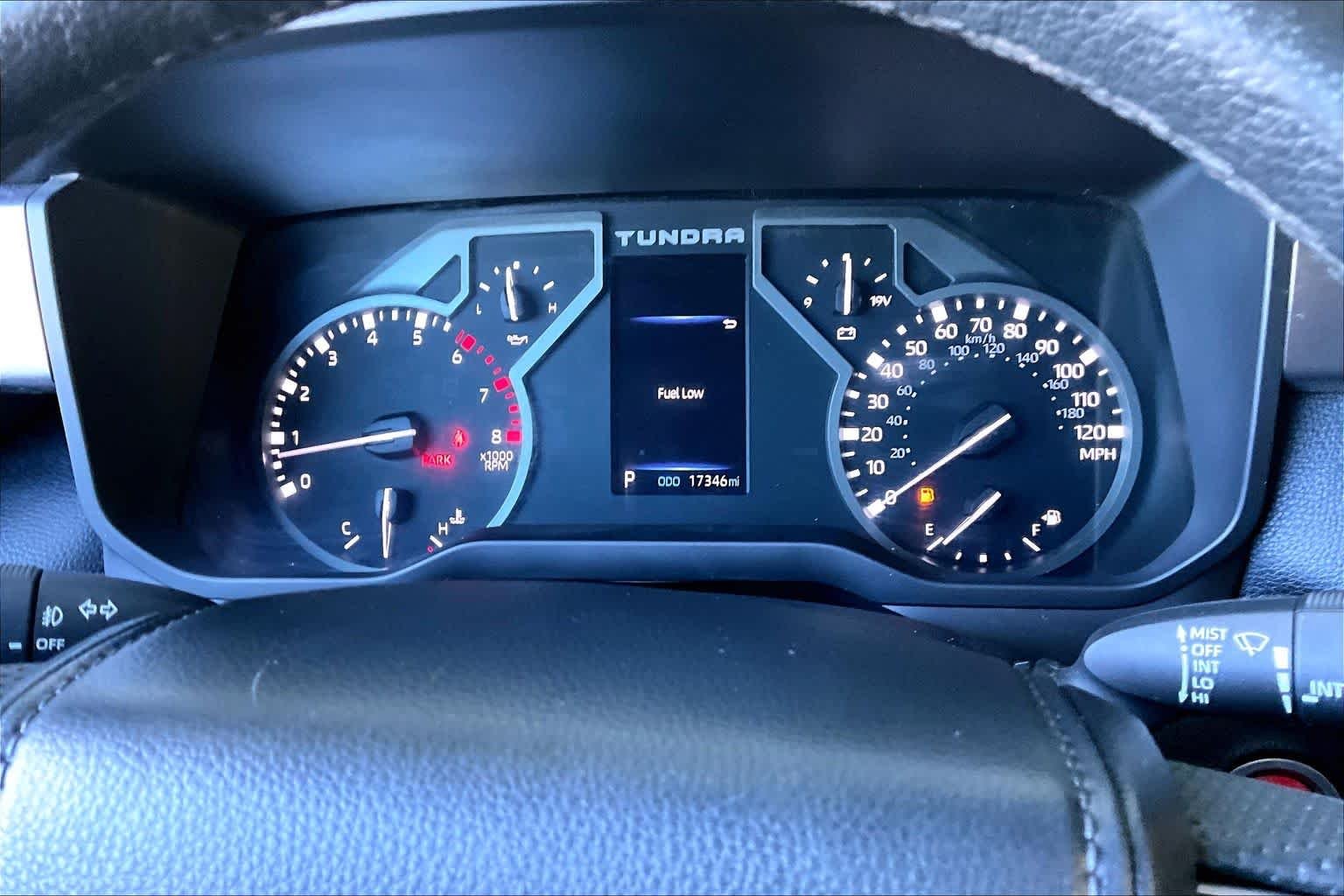 Used 2023 Ice Cap Toyota SR5 image 24