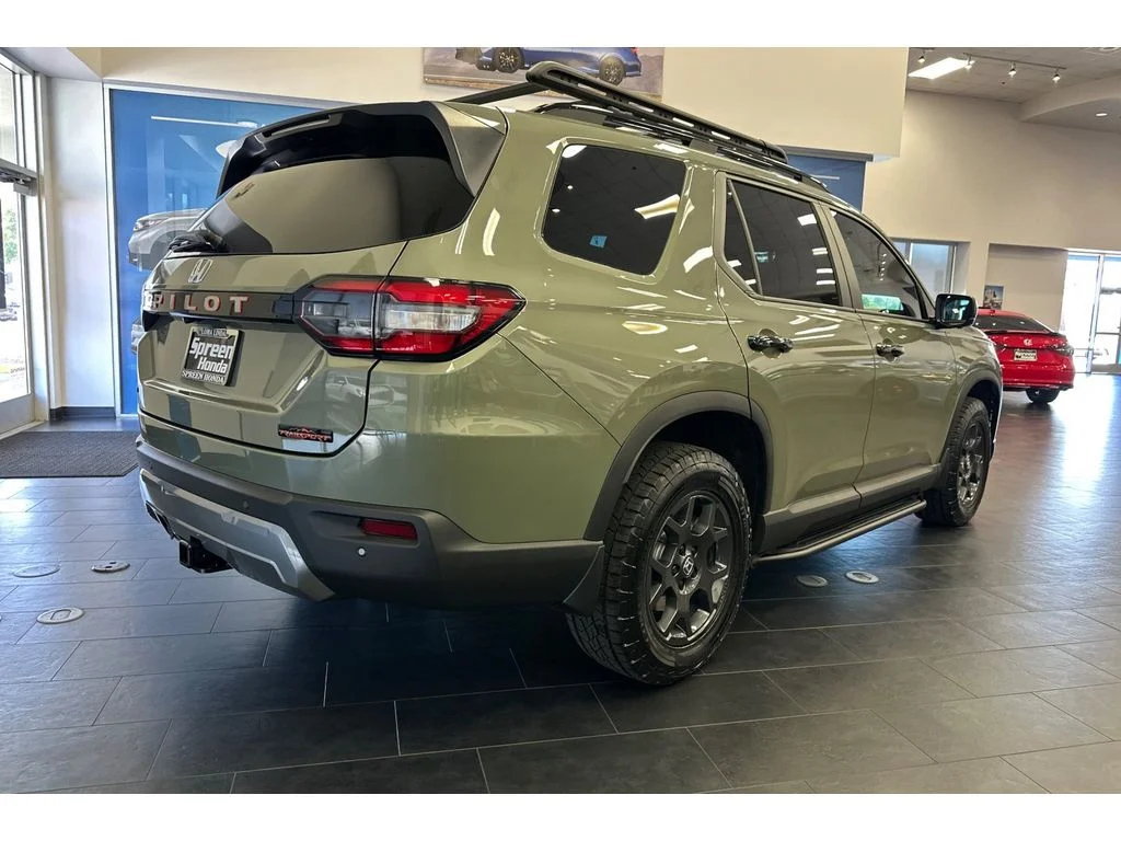 New 2026 Ash Green Metallic Honda TrailSport image 4