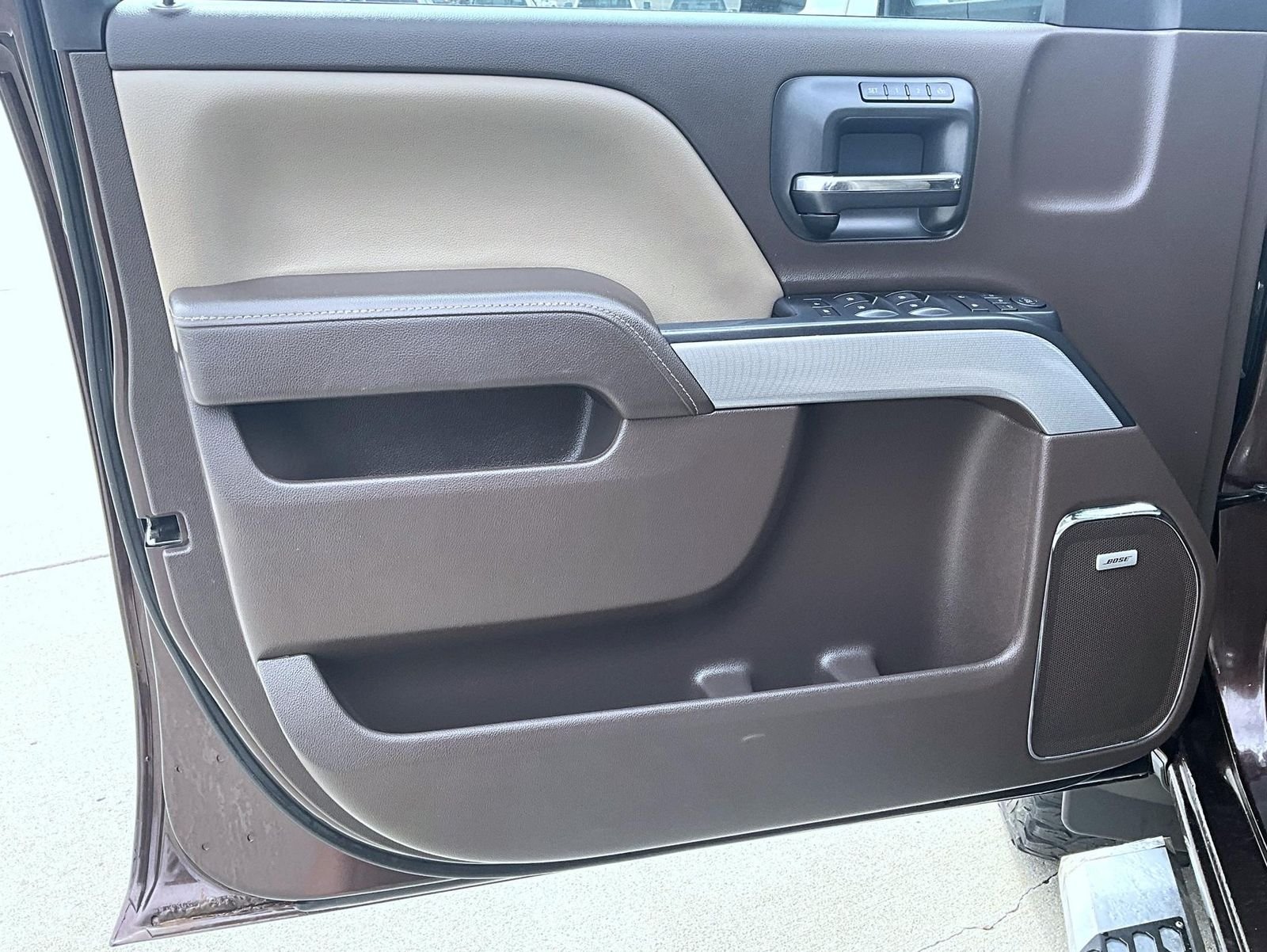 Used 2016 Brown Chevrolet LTZ image 9