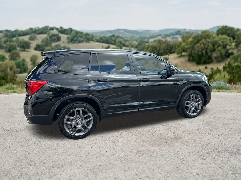 Used 2023  Honda EX-L image 11