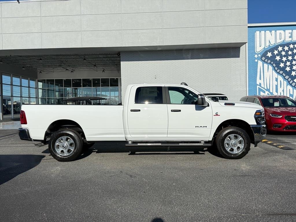 New 2026 Bright White Clearcoat RAM Big Horn Crew Cab 4x4 8