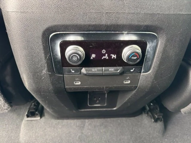 Certified Used 2022 CAYENNE RED TINTCOAT GMC SLT image 25