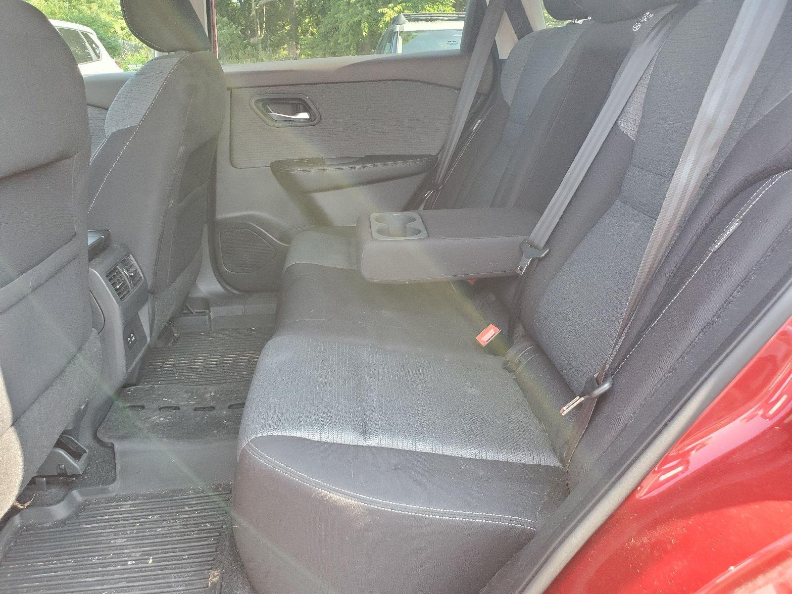 Used 2021 Scarlet Ember Tintcoat Nissan SV image 6