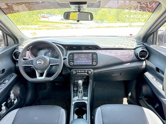 Used 2024 Gray Nissan SR image 7