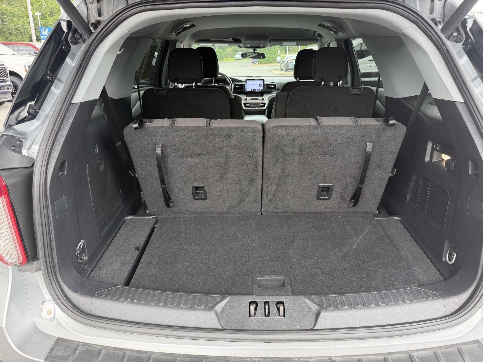 Used 2023 Iconic Silver Ford XLT image 33