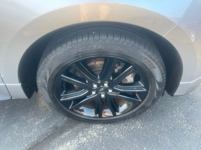 Certified Used 2022 Silver Metallic Ford ST Line image 4