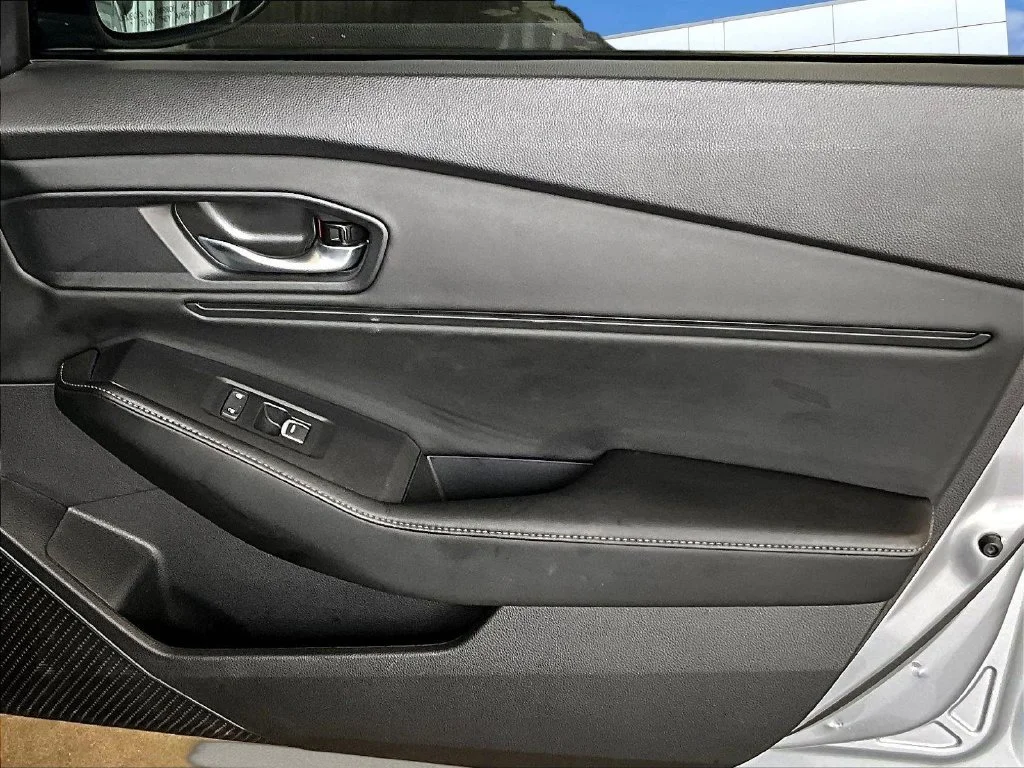 Used 2025 Silver Honda Sport image 32