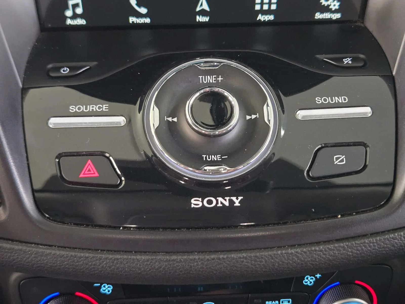 Used 2019 Magnetic Metallic Ford Titanium image 18