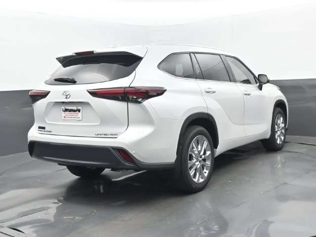New 2026 Wind Chill Pearl Toyota Limited image 22