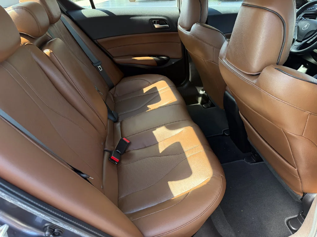 Used 2019 Gray Acura w/Premium Pkg image 17