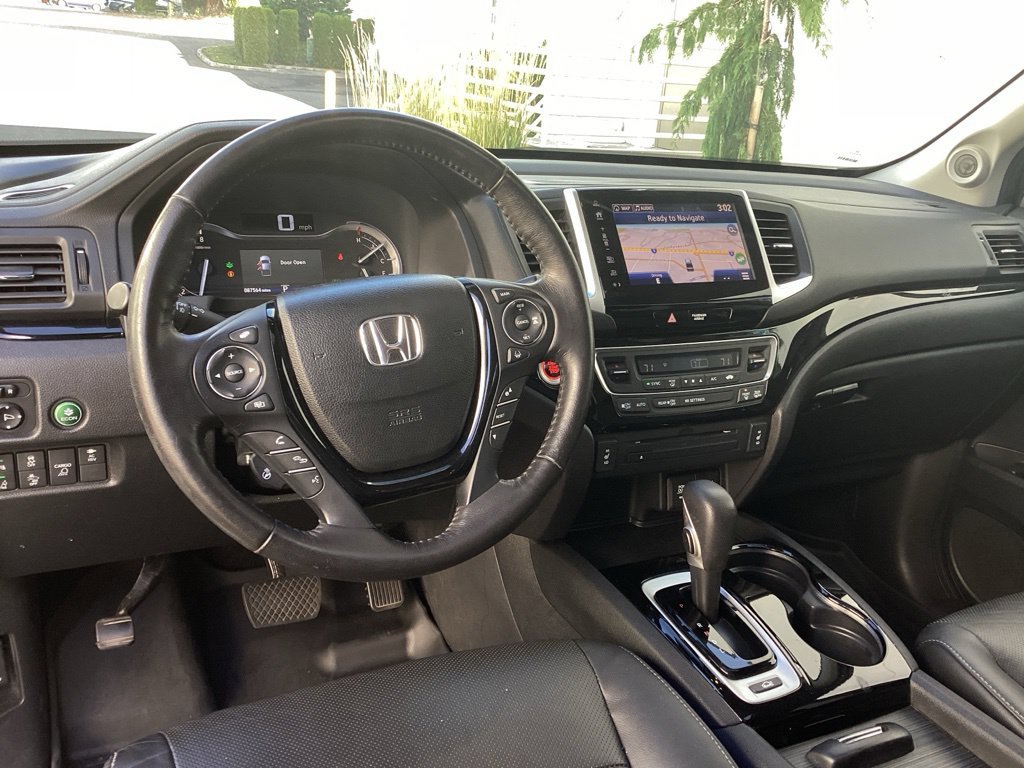 Used 2019 White Honda RTL-E image 14