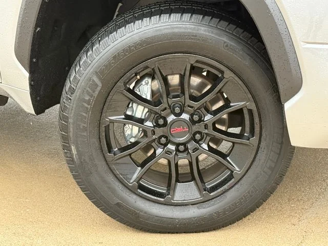 5TFLA5DB6NX038947