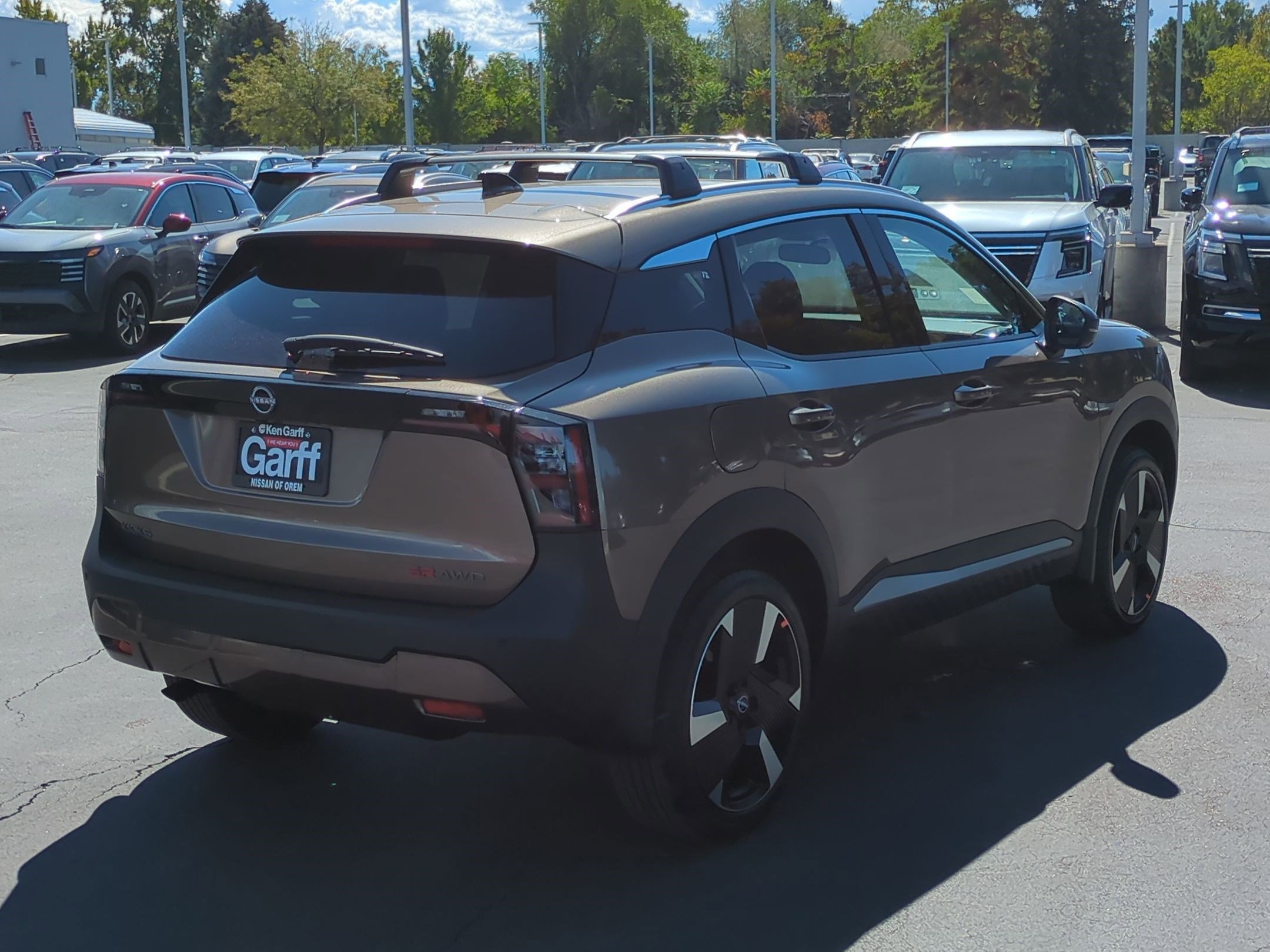 New 2026 Canyon Bronze Metallic Nissan SR image 3