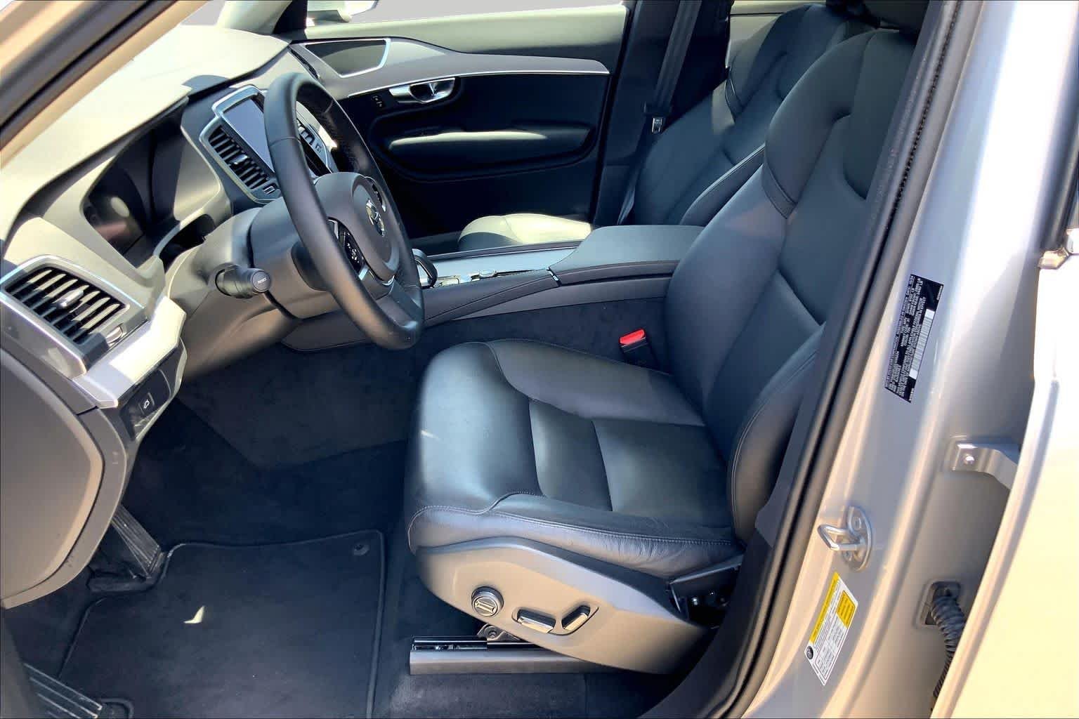 Pre-Owned 2025 Volvo XC90 Core