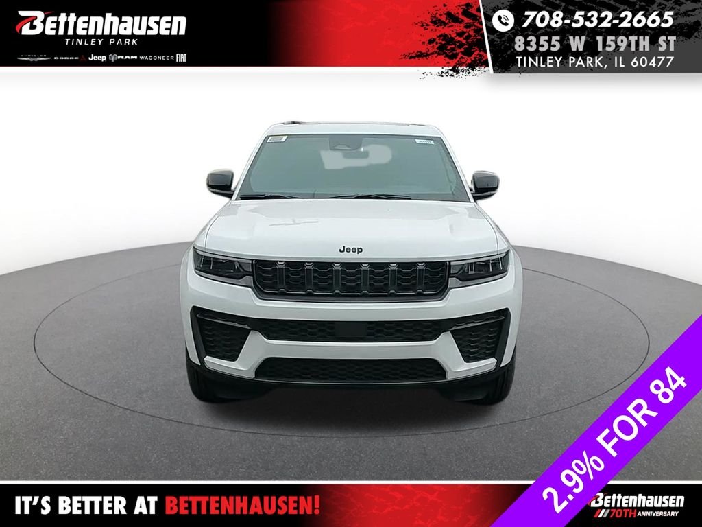 New 2026 Bright White Clear-Coat Exterior Paint Jeep Laredo Altitude image 2