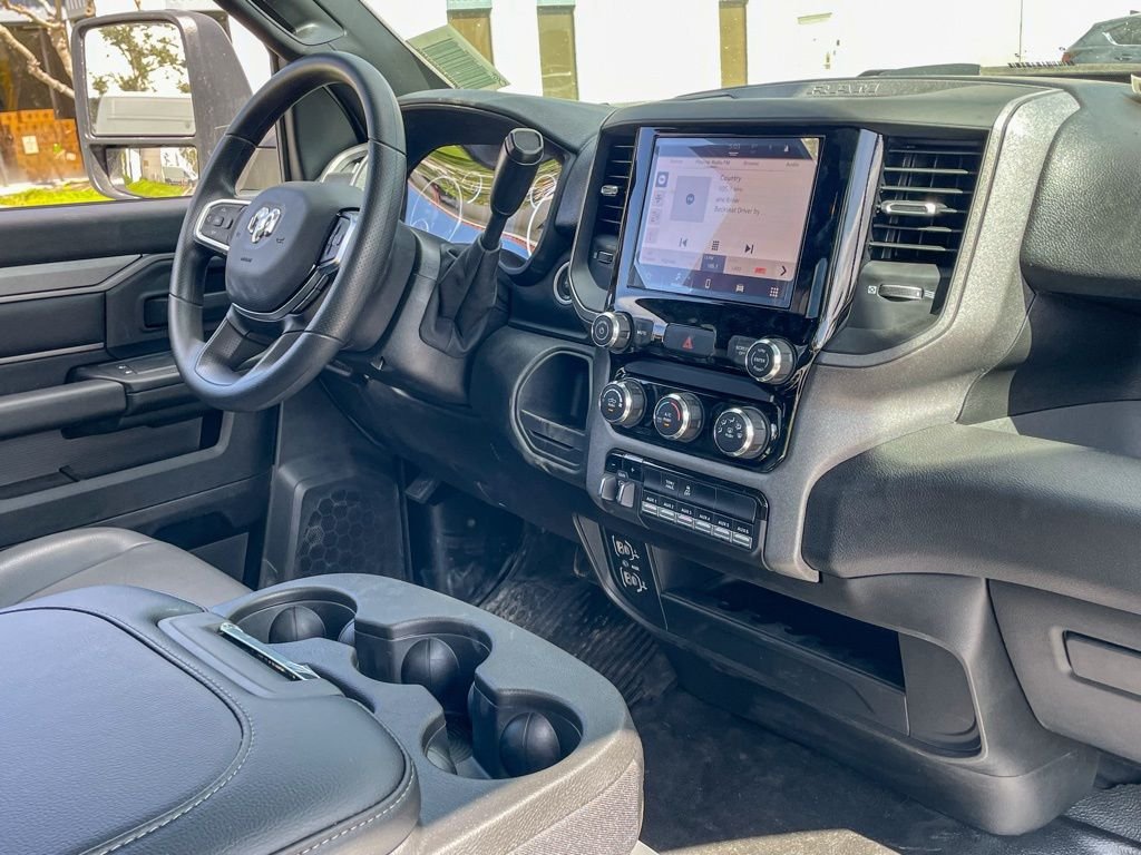 2025 RAM 3500 Chassis Tradesman - Photo 20