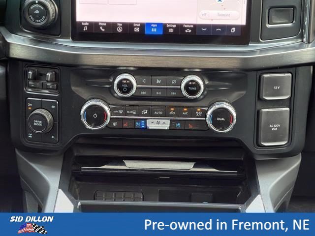 Used 2024 Star White Metallic Tri-Coat Ford LARIAT image 12