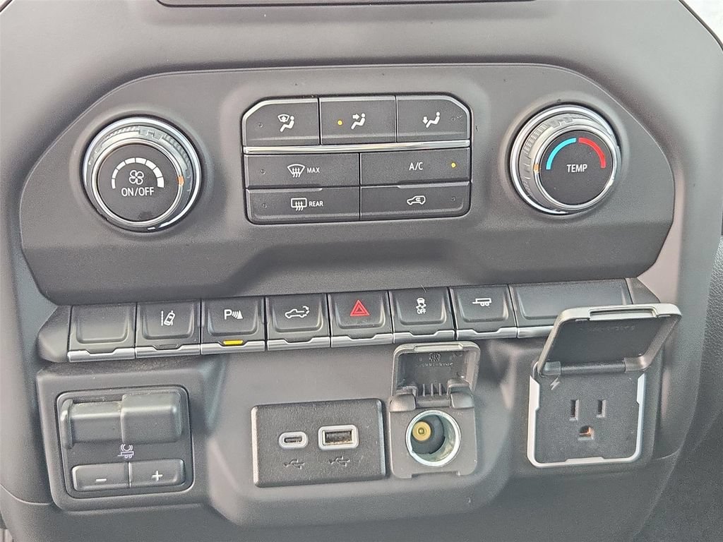 2026 Chevrolet Silverado 2500HD Custom - Photo 34