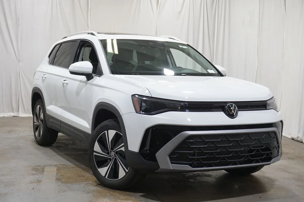 New 2026 White Volkswagen 1.5T SE image 3
