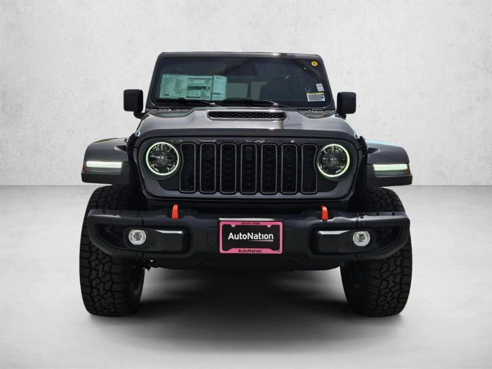 New 2026 Granite Crystal Metallic Clear-Coat Exterior Paint Jeep Mojave X image 6
