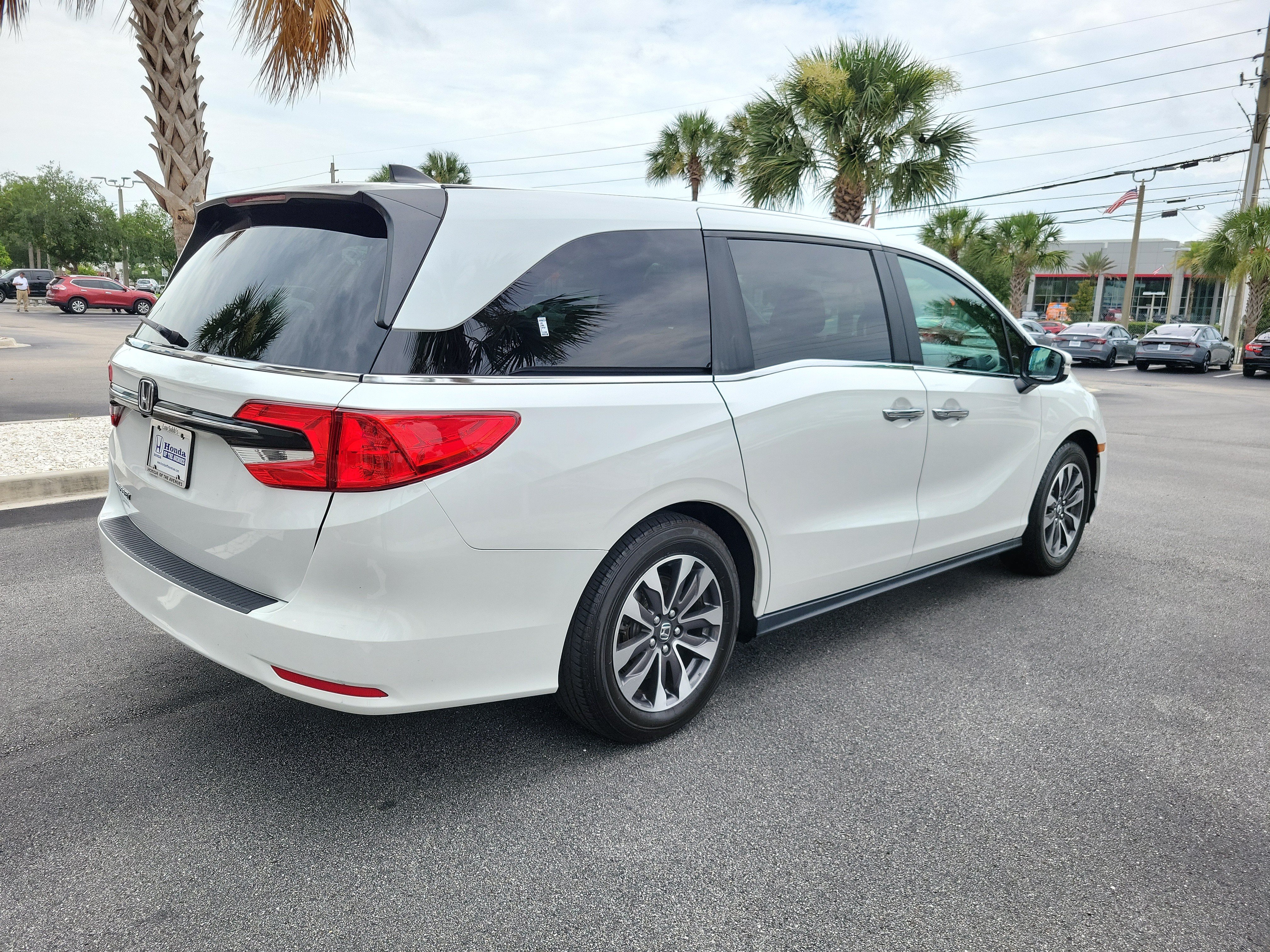 Certified Used 2021 Platinum White Pearl Honda EX-L image 45