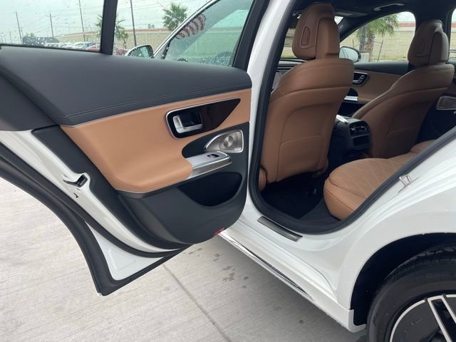 2025 Mercedes-Benz E-Class E350 - Photo 45