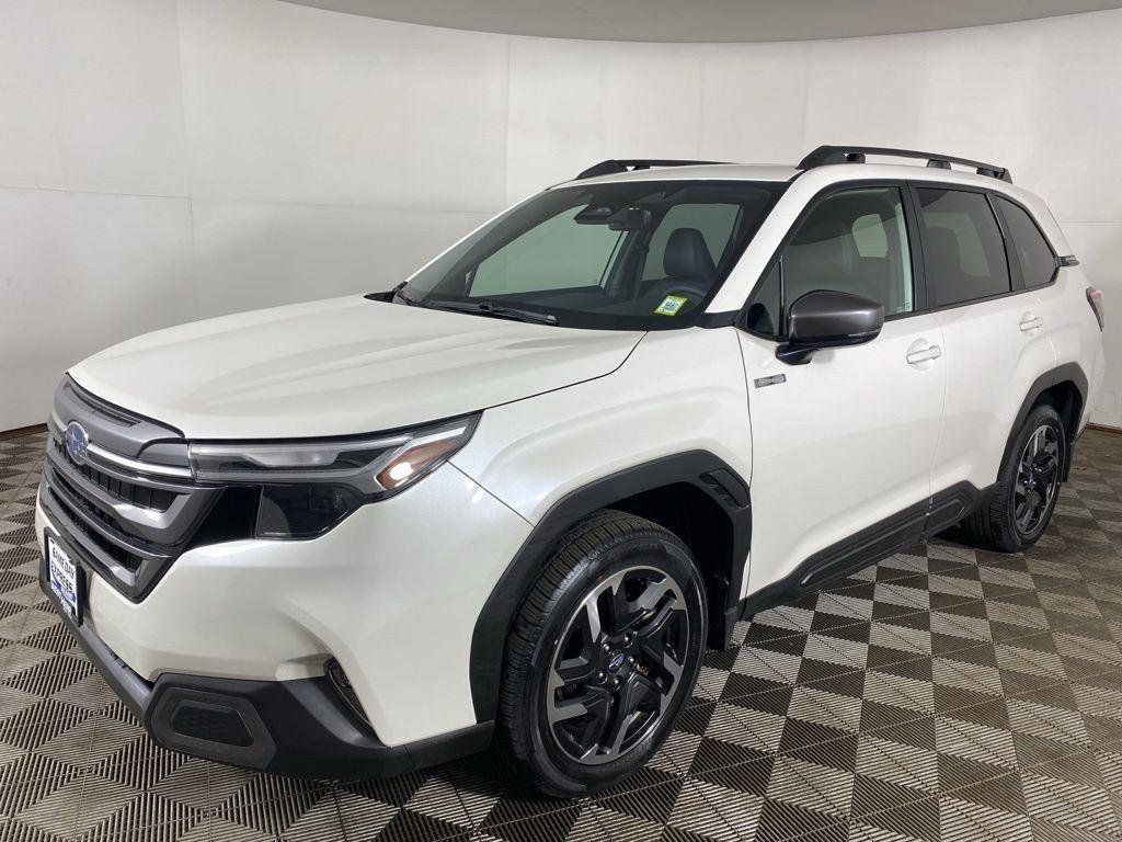 2025 Subaru Forester Limited - Photo 11