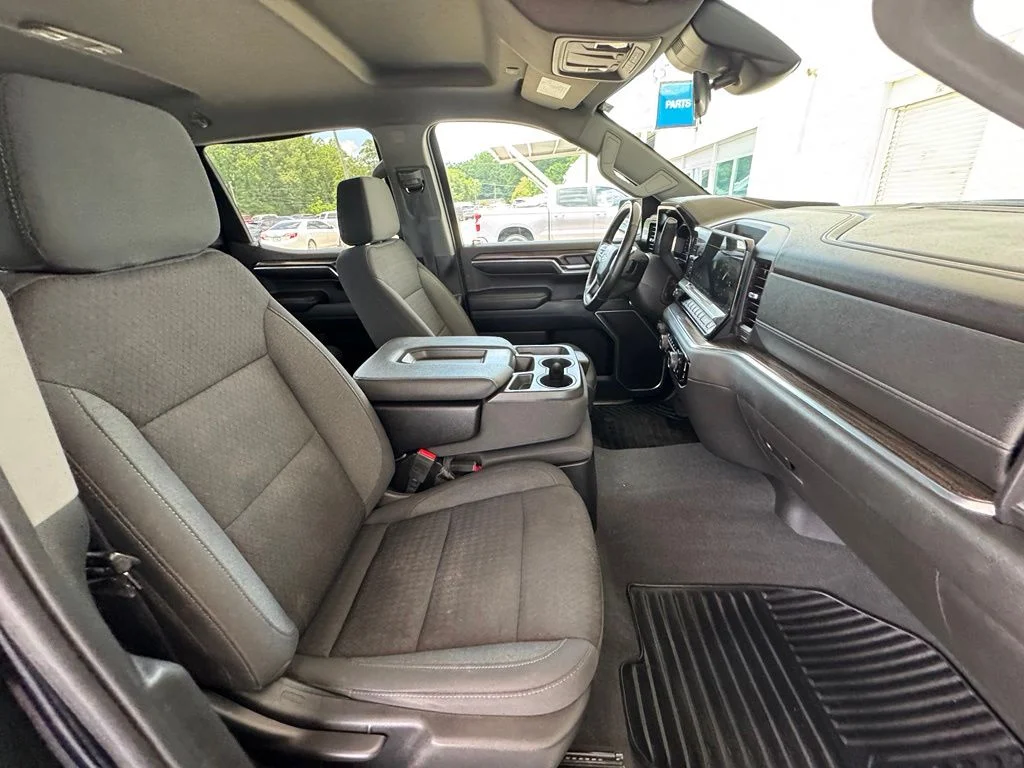 Used 2023 Black Chevrolet LT image 16