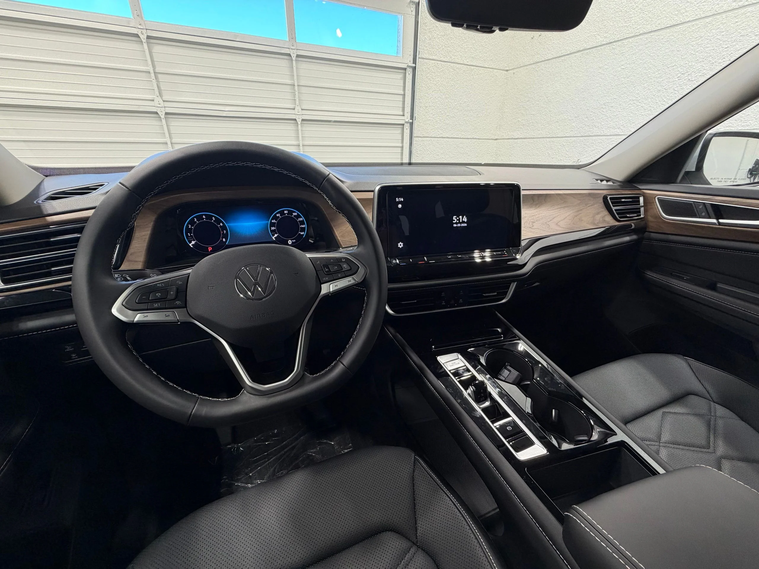 New 2026 White Volkswagen 2.0T SE w/Technology image 43