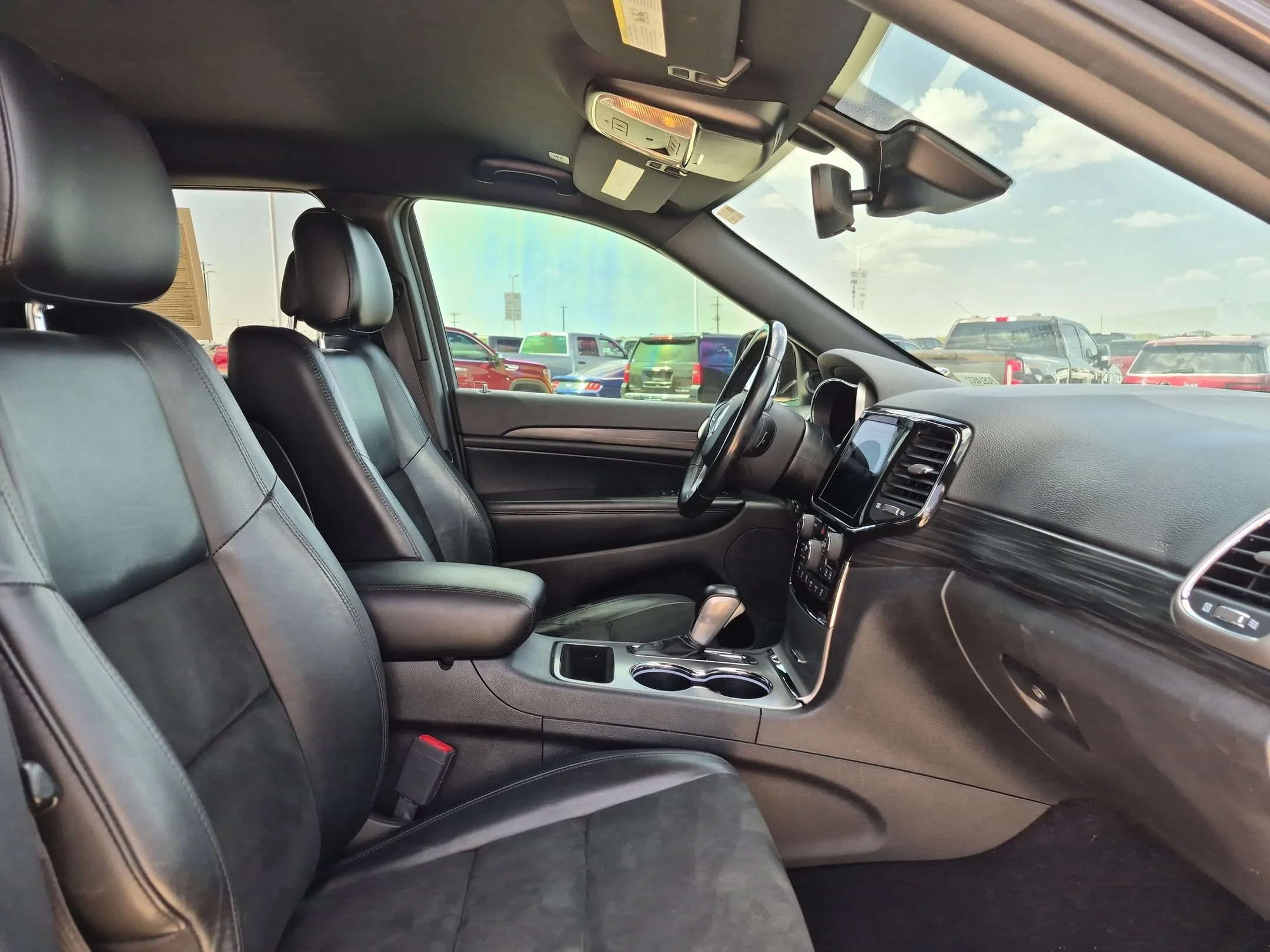 Used 2021 Gray Jeep Laredo X image 26